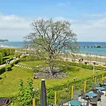 Ruhig Gelegenes Appartementhaus Mit Balkon Sa Goehren (Ruegen)