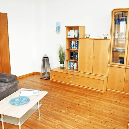 Ruhig Gelegenes Appartementhaus Mit Balkon Sa Lägenhet *