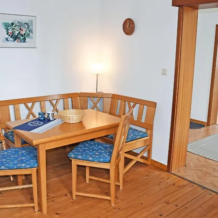 Ruhig Gelegenes Appartementhaus Mit Balkon Sa * Goehren (Ruegen)